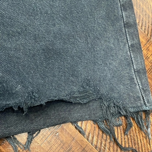 AGOLDE Quinn Distressed Denim Mini Skirt - Picture 10 of 16